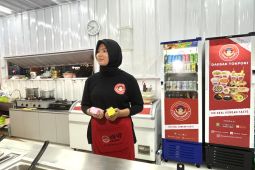 UMKM di Bogor untung jelang Lebaran berkat jual "tokpoki" hingga soto betawi