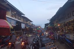 Harga daging sapi di Putussibau Kapuas Hulu  Rp190 ribu per kg