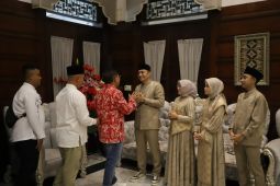 Cak Eri gelar "open house" di rumah dinasnya