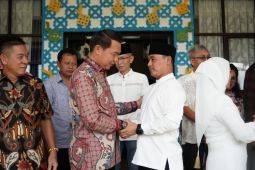 Bupati Kapuas Hulu sebut Idul Fitri pererat keharmonisan dan kerukunan