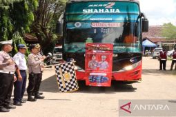 Puluhan warga mengikuti program balik gratis Polres Sumenep