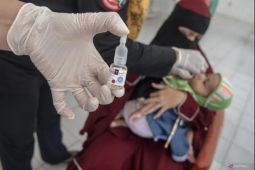 Kenali kondisi demam mengkhawatirkan pada anak usai imunisasi