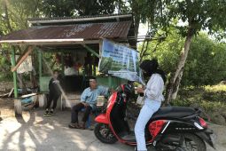 Penghasilan penjaga Jembatan Pulau Osi meningkat saat libur  Lebaran