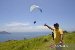 Wow indahnya objek wisata Bukit Dunu Paralayang