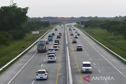 PT JTT: naik, arus masuk dan keluar di empat gerbang tol