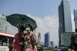 BMKG prakirakan mayoritas cuaca di sejumlah  kota berawan dan cerah berawan