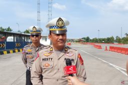 Polres Cirebon sterilkan tol untuk satu arah Palimanan hingga Cikampek