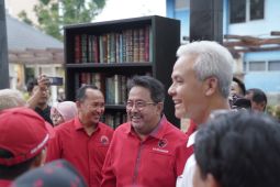Ambil inspirasi dari multatuli, Ganjar dan Rano kunjungi museum