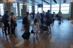 Imigrasi deportasi ibu dan anak warga Inggris karena "overstay"