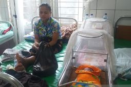 Anggota Polsek Cireunghas Sukabumi selamatkan ibu hendak melahirkan