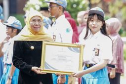 Khofifah tekankan pendidikan relevan dengan zaman