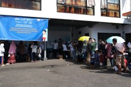 Bapanas salurkan bantuan paket pangan guna atasi stunting di Garut