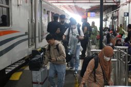 KAI Daop 7 layani 379.837 penumpang selama Angkutan Lebaran 2023