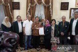 Wagub  Kaltim apresiasi peran tenaga medis bangun SDM lokal