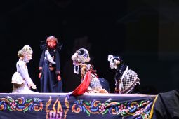 Pemkab Bandung adakan program pertunjukan wayang golek di tiap kecamatan