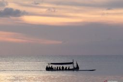 Wisatawan Pasir Putih Situbondo mencapai 19.018 orang saat libur lebaran
