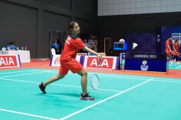 Bulu tangkis beregu putra dan putri Indonesia upaya kawinkan emas