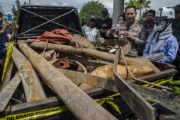 3 orang pencuri besi si proyek kereta cepat bukan pegawai KCIC