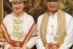 Dubes hadiri penobatan Raja Charles dengan busana adat Lampung