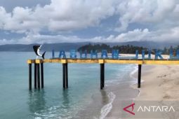 9.050 wisatawan kunjungi Pesisir Barat Lampung