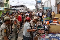PKL di Kota Padang Sidempuan kembali ditertibkan
