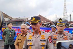 1.956 knalpot diarak keliling Bandung sebagai sosialisasi