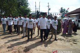 Ratusan Relawan Darwis datangi KPU Babel
