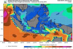 Gelombang tinggi hingga empat meter berpotensi terjadi di beberapa wilayah perairan Indonesia