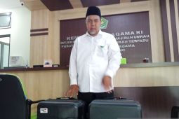 Kantor Kemenag Belitung bagikan koper kepada calon haji