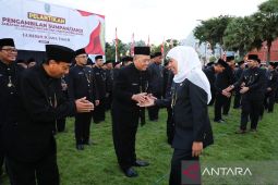 Gubernur Jatim lantik 505 pejabat administrator dan pengawas Pemprov di Grahadi
