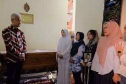 Ganjar temui keluarga korban kecelakaan kerja di lift kompleks pemprov
