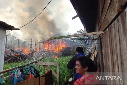 Damkar Samarinda padamkan delapan bangunan hangus terbakar