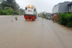 Perjalanan KA Sritanjung terhambat akibat banjir di Kalibaru