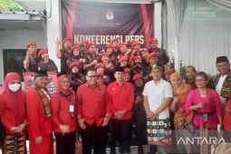 PDIP usung tema budaya mengantar daftar bacaleg ke KPU Depok