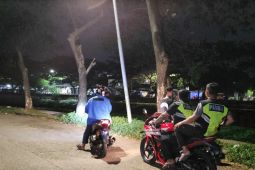 Aksi pasangan mesum di TPU Tanah Kusir terjadi pada April l 2023