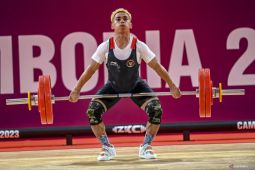 Eko Yuli raih dua perak di Kejuaraan Dunia IWF 2023