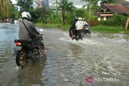 Lima kabupaten di Kaltim diprakirakan hujan-petir  Minggu-Senin