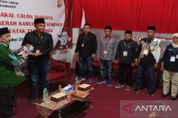 KPU Sumenep terima pendaftaran bacaleg tujuh partai politik