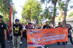 KPU sosialisasi Pemilu 2024 saat "Car Free Day" di Surabaya