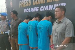 Polres Cianjur ringkus 3 agen judi online jaringan internasional