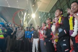 Ribuan suporter sambut kedatangan Timnas Indonesia U-22