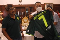 Cak Eri bahas kesiapan GBT untuk Laga Persebaya dan Liga 1