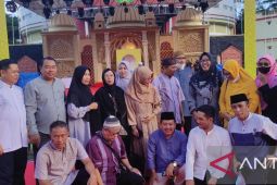 Guru dan siswa Ikut menyaksikan lomba-lomba MTQ Kaltim  Ke-44