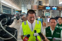Maskapai Garuda Indonesia menambah petugas pelayanan pada pemberangkatan haji