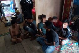 Dua warga HSU dan satu warga HSS ditangkap saat pesta sabu di HST