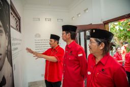 Kunjungi rumah kelahiran Bung Karno, PDIP Yogya kobarkan api perjuangan Bung Karno di hati bacaleg