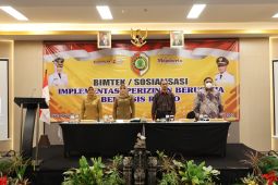 Pemkab Mojokerto berikan bimtek implementasi perizinan usaha