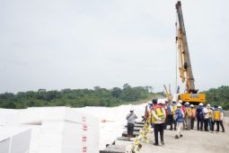 Jalan tol Cisumdawu beroperasi seluruhnya pada Juni tahun ini, kata Menteri PUPR