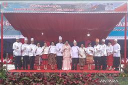 Peringati HUT ke-16 Kabupaten Sitaro, Pemkab gelar upacara bendera