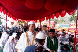 Plt Bupati Palas hadiri acara penamatan santri Yayasan Ponpes Ja'faryiah